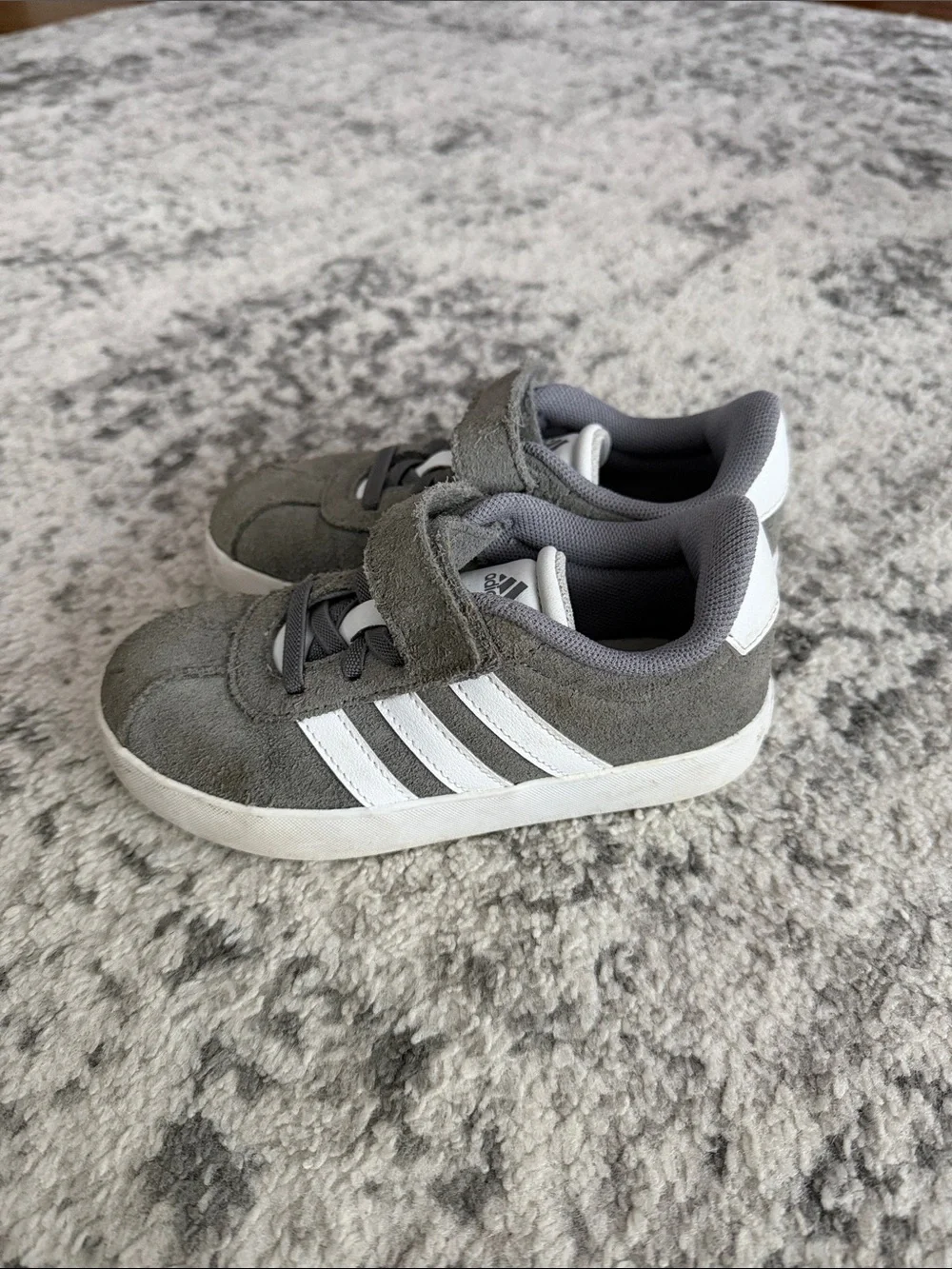 adidas hook padded easy